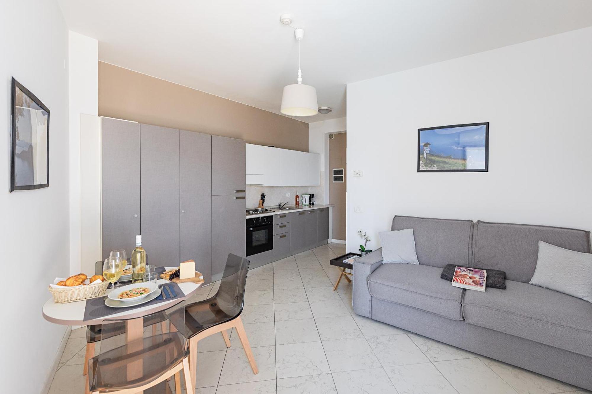 Residenza Miralago II By Wonderful Italy Desenzano del Garda Exteriör bild