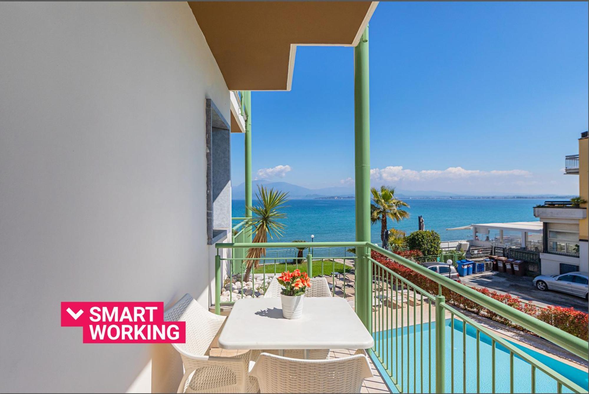 Residenza Miralago II By Wonderful Italy Desenzano del Garda Exteriör bild
